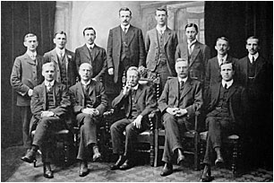 Staff 1913